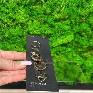 Free Press Elegant Gold and Black Ring Collection 🇨🇦